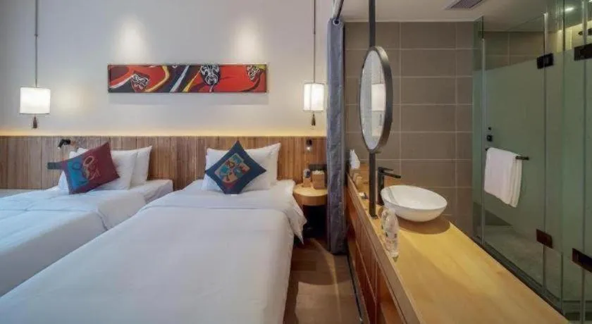 Bed in Grand House Chongqing Dazu Rock Carvings