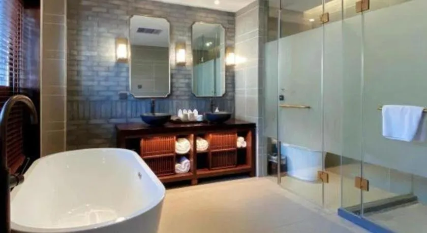 Grand House Chongqing Dazu Rock Carvings