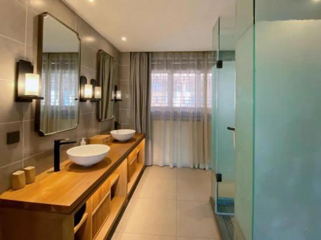 Grand House Chongqing Dazu Rock Carvings