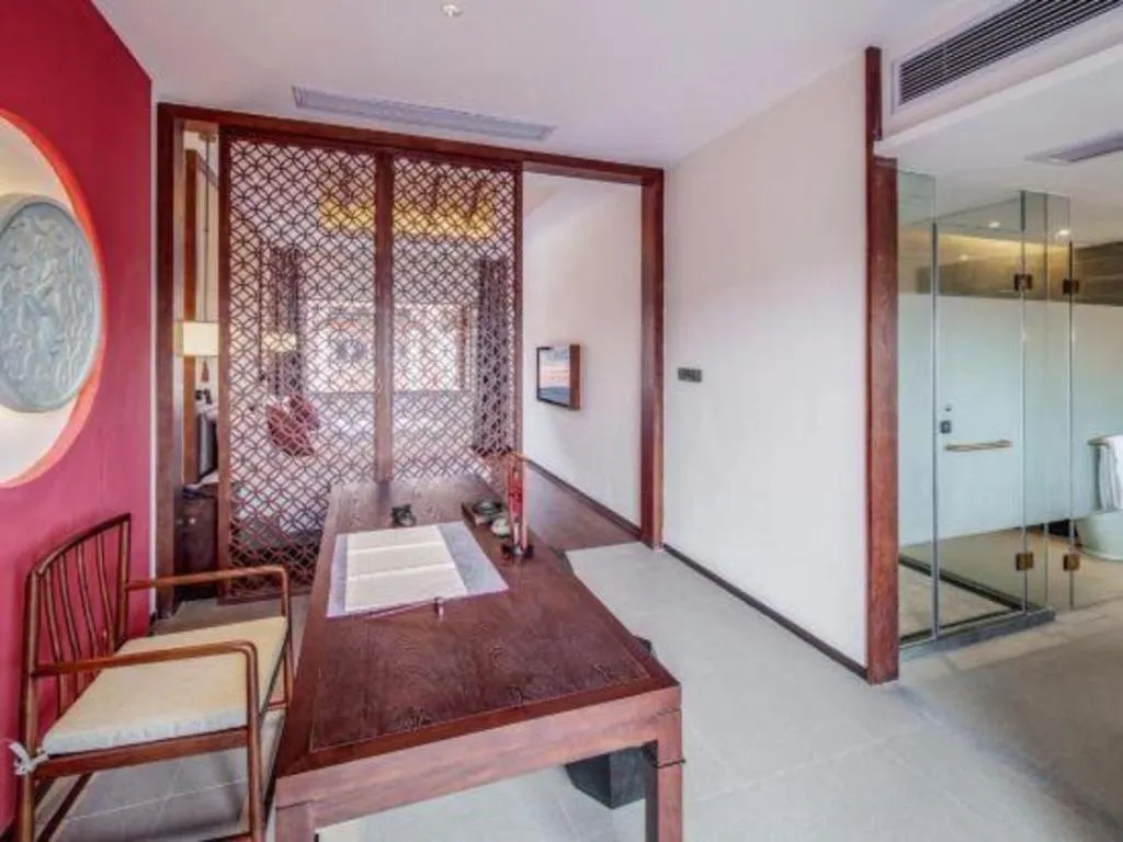 Grand House Chongqing Dazu Rock Carvings