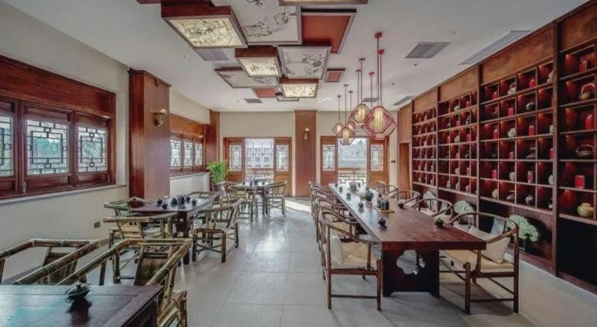 Grand House Chongqing Dazu Rock Carvings