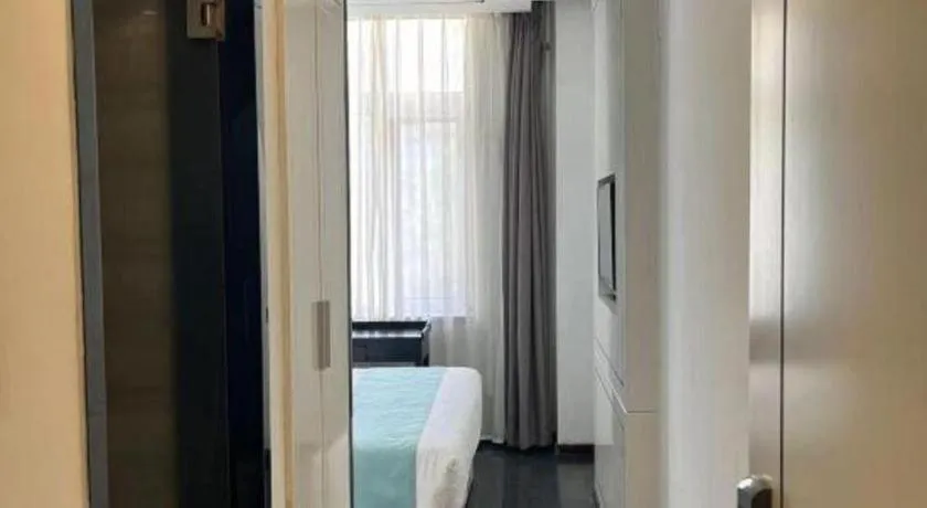 Xana Lite Beijing West Station Branch