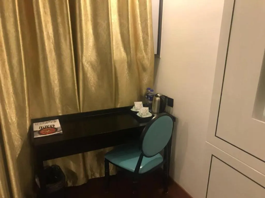 Xana Lite Beijing West Station Branch