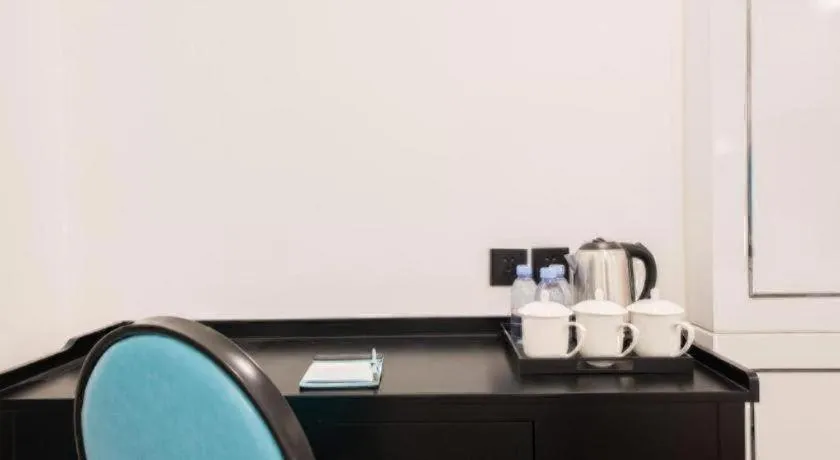 Xana Lite Beijing West Station Branch