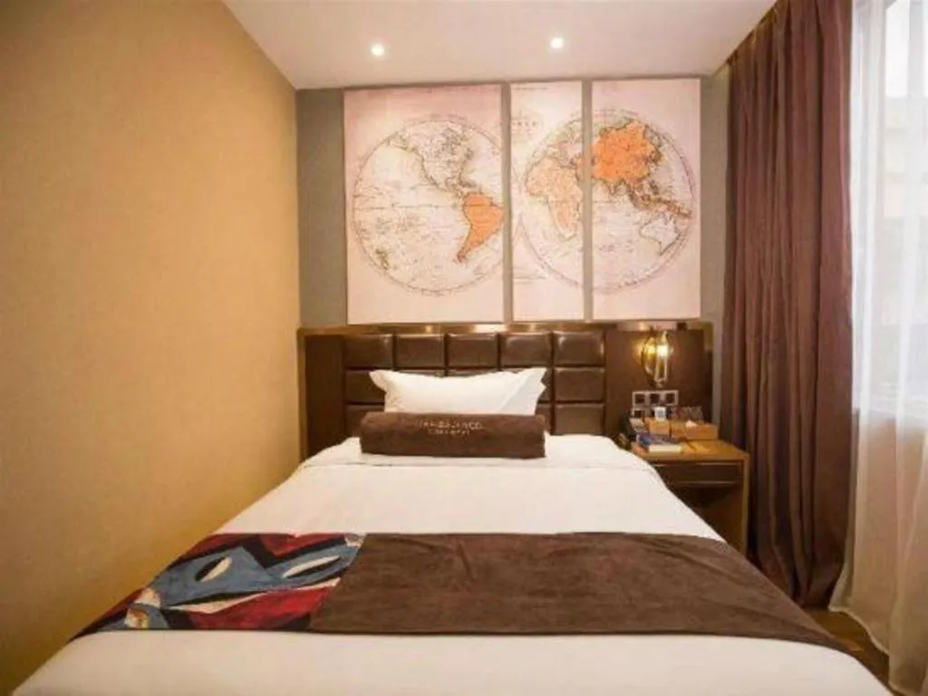 Bed in James Joyce Coffetel·Kaifeng Drum Tower