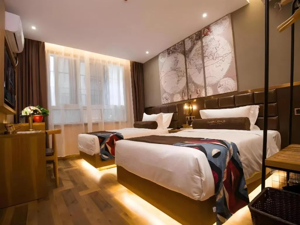 Bed in James Joyce Coffetel·Kaifeng Drum Tower