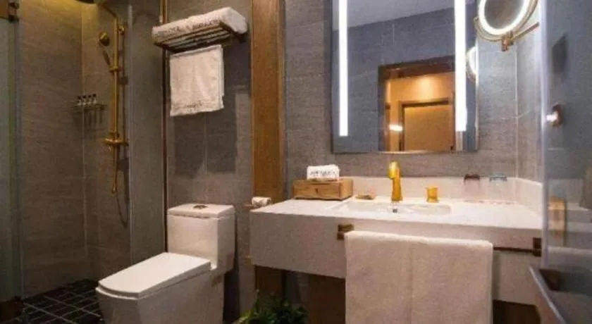 James Joyce Coffetel·Kaifeng Drum Tower