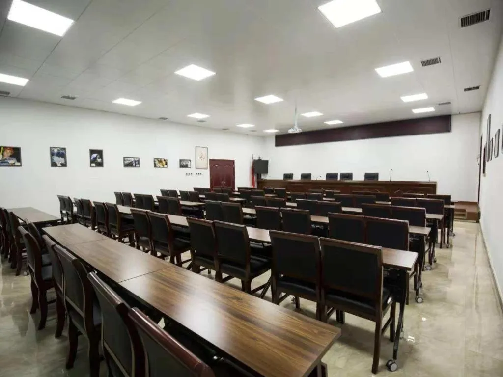 James Joyce Coffetel·Kaifeng Drum Tower