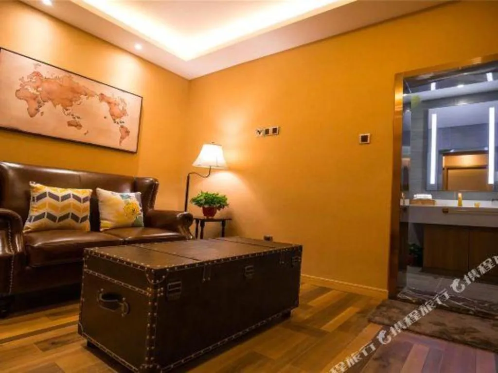 Bed in James Joyce Coffetel·Kaifeng Drum Tower