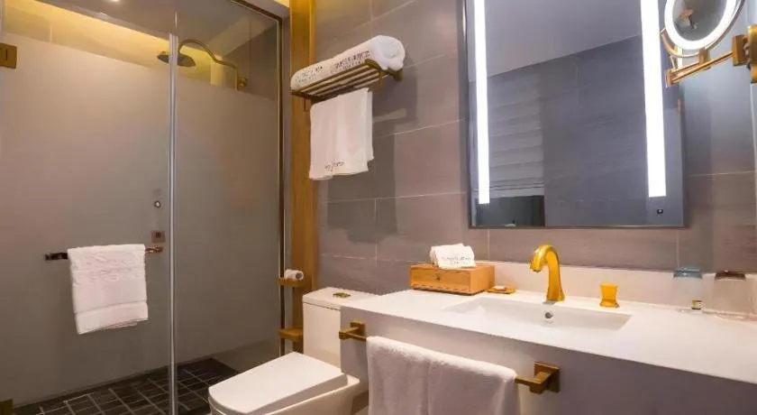 James Joyce Coffetel·Kaifeng Drum Tower