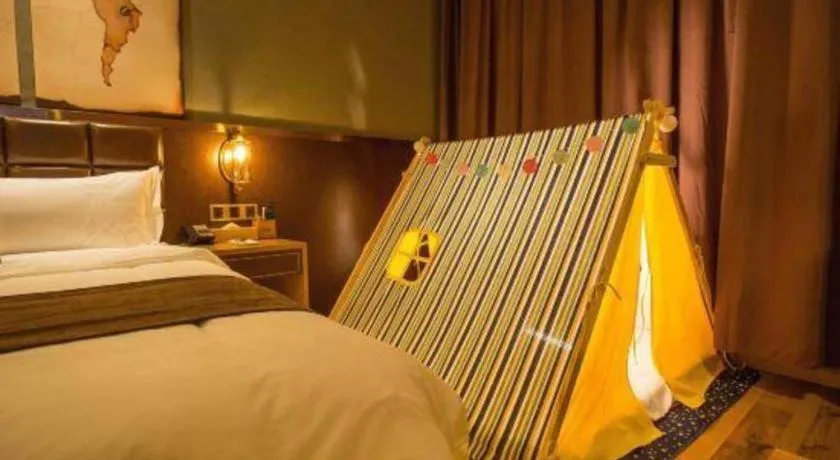 Bed in James Joyce Coffetel·Kaifeng Drum Tower