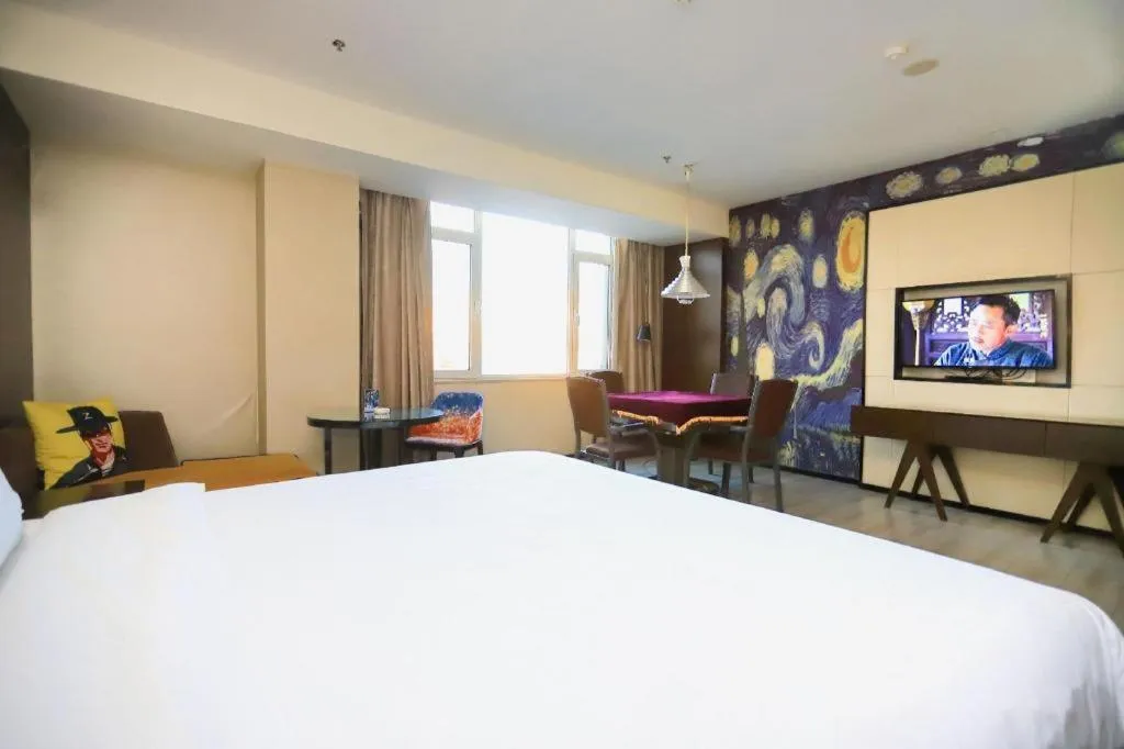 Bed in Zmax Changzhi Bayi Square