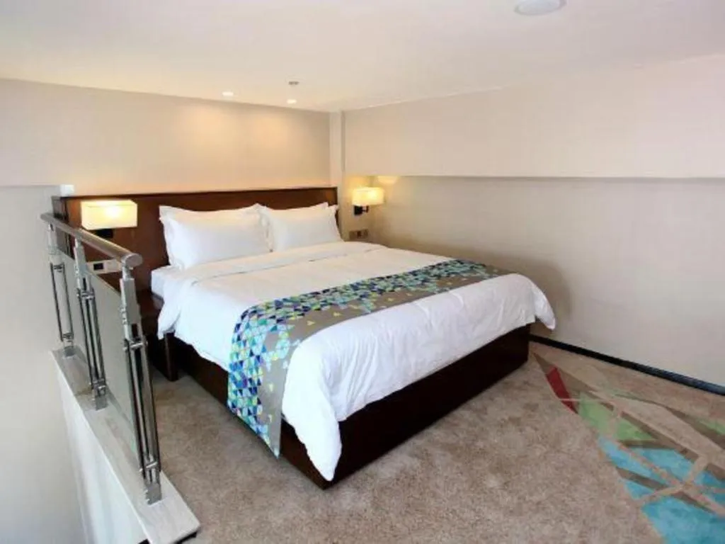 Bed in Zmax Changzhi Bayi Square