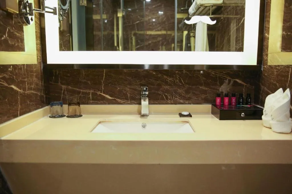 Zmax Changzhi Bayi Square