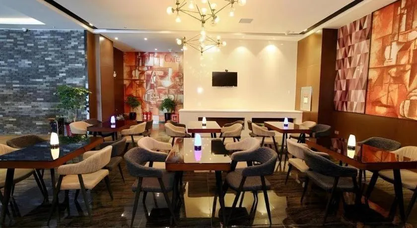 Zmax Changzhi Bayi Square