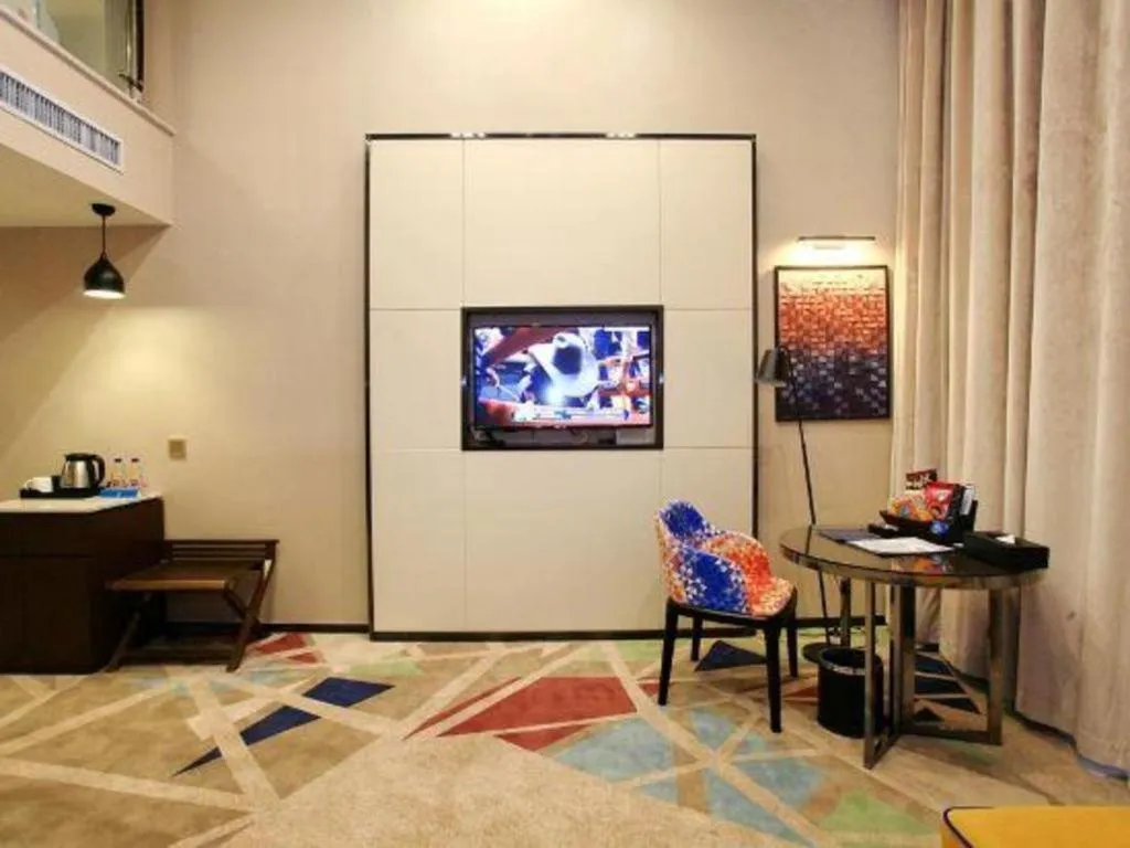 Zmax Changzhi Bayi Square