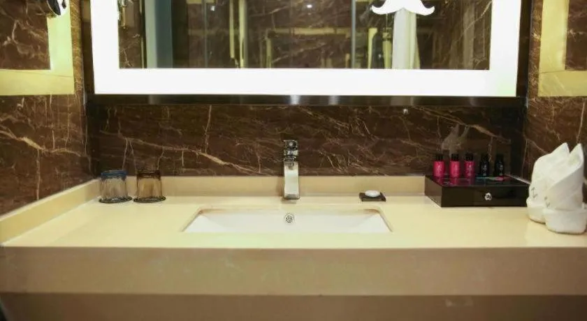 Zmax Changzhi Bayi Square