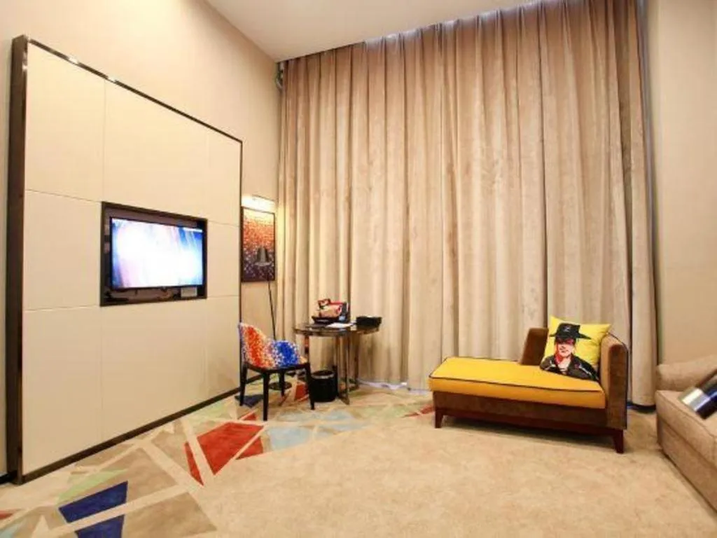 Bed in Zmax Changzhi Bayi Square