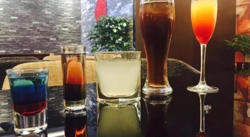 Zmax Changzhi Bayi Square