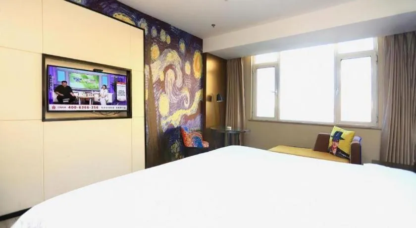 Bed in Zmax Changzhi Bayi Square