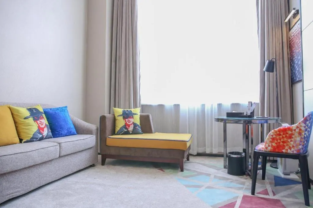 Zmax Changzhi Bayi Square