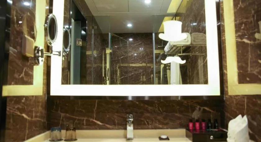 Zmax Changzhi Bayi Square