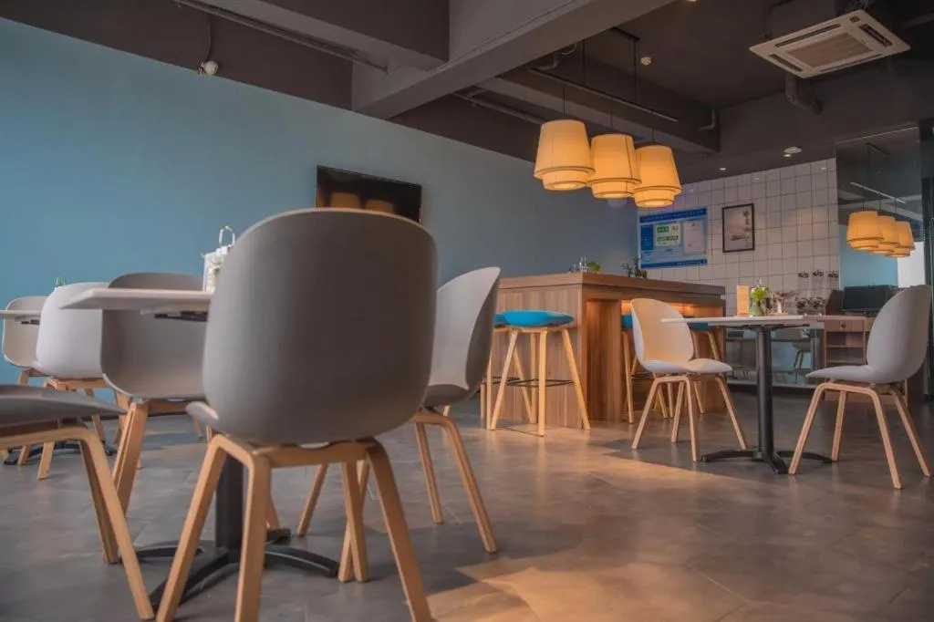 Jinjiang Inn Select Yancheng Oufeng Hua Street Julong Lake