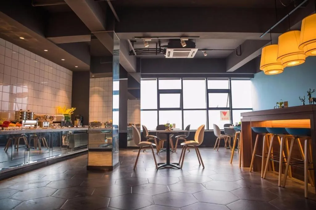 Jinjiang Inn Select Yancheng Oufeng Hua Street Julong Lake