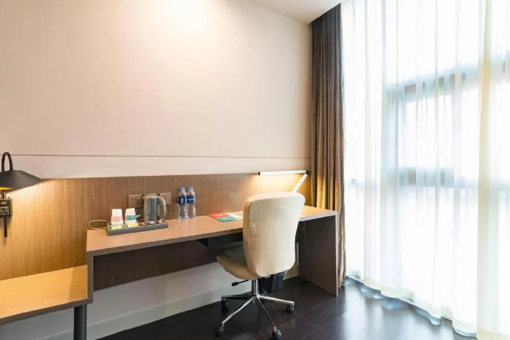 Jinjiang Inn Select Yancheng Oufeng Hua Street Julong Lake