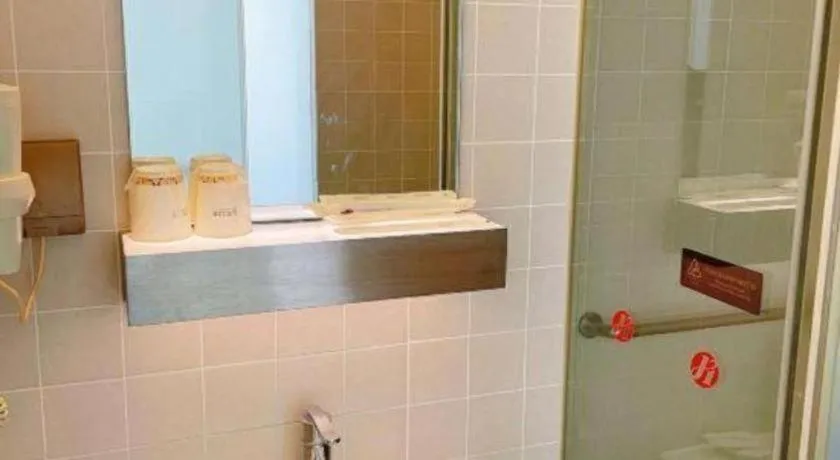 Jinjiang Inn Select Yancheng Oufeng Hua Street Julong Lake