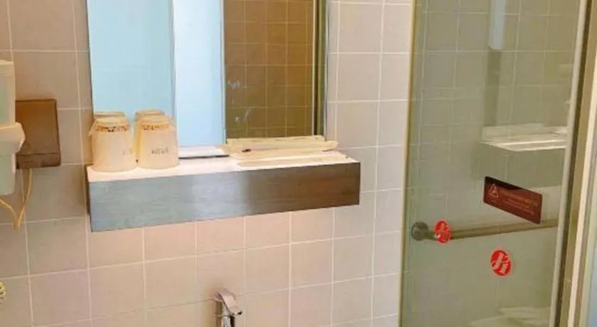 Jinjiang Inn Select Yancheng Oufeng Hua Street Julong Lake