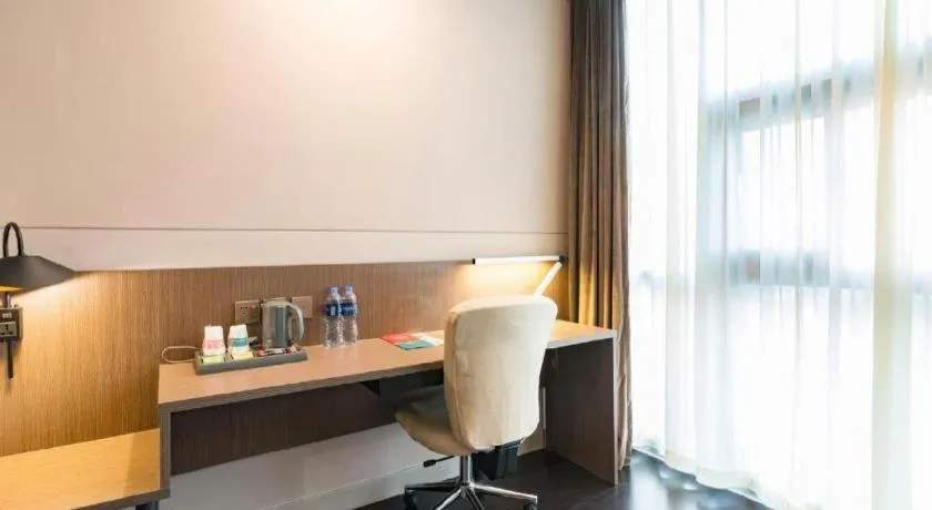 Jinjiang Inn Select Yancheng Oufeng Hua Street Julong Lake