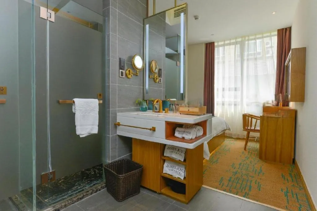 James Joyce Coffetel·Shanghai New International Expo Cente