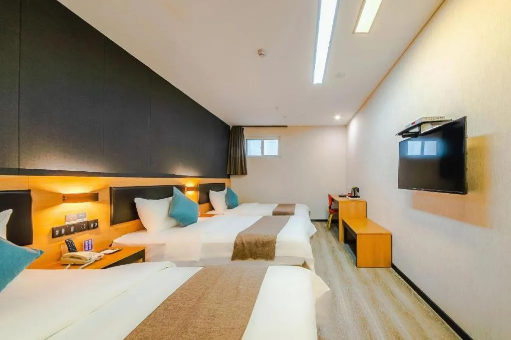 Bed in Thank Inn Plus Hotel Shandong Zhucheng Renmin Road