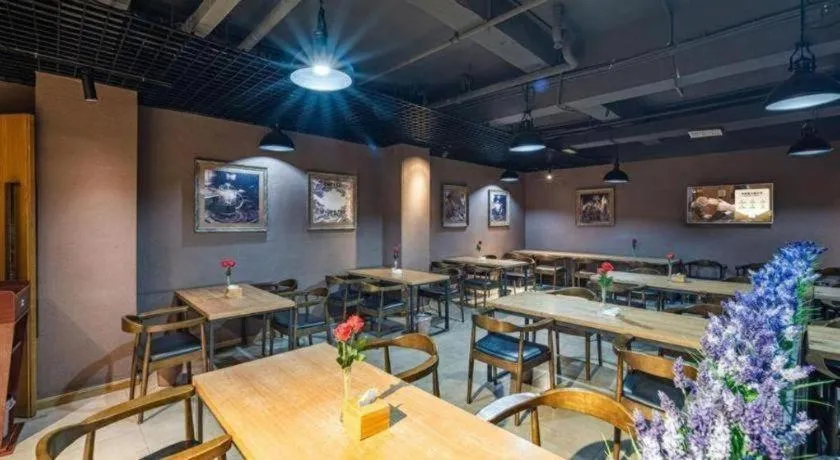 James Joyce Coffetel·Hengyang Jiefang Road Xianfeng Dock