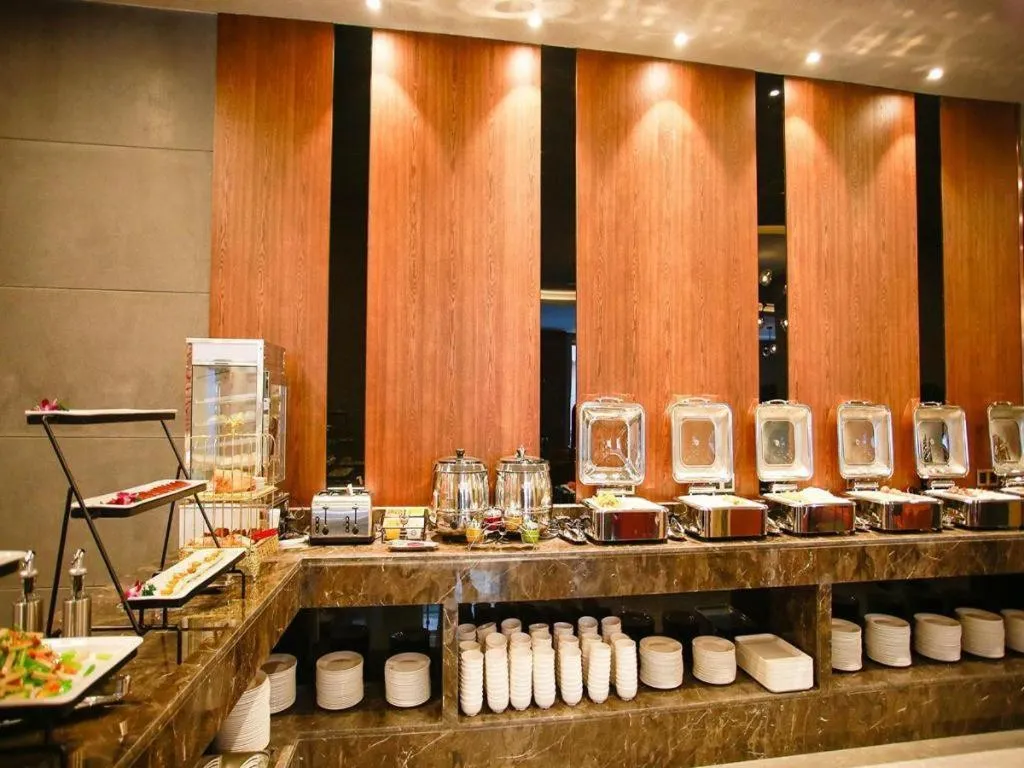 James Joyce Coffetel Harbin Railway Station Songlei Yuanda Pedestrian Street