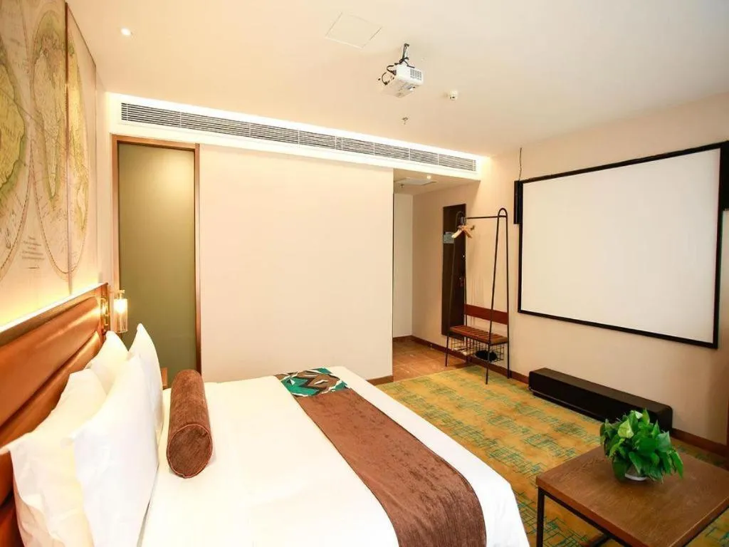 Bed in James Joyce Coffetel Harbin Railway Station Songlei Yuanda Pedestrian Street