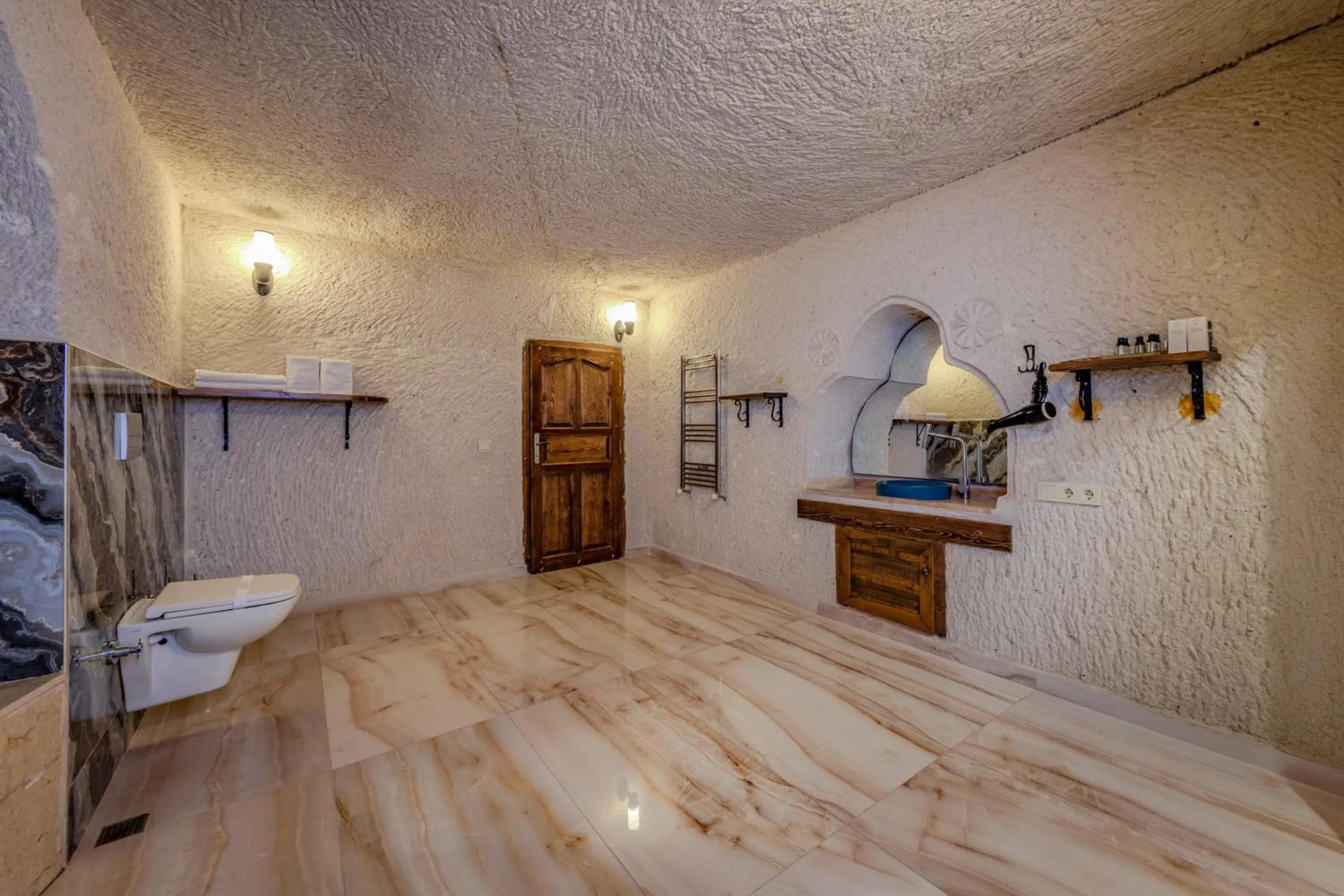 Toilet in Onur Cave Cappadocia
