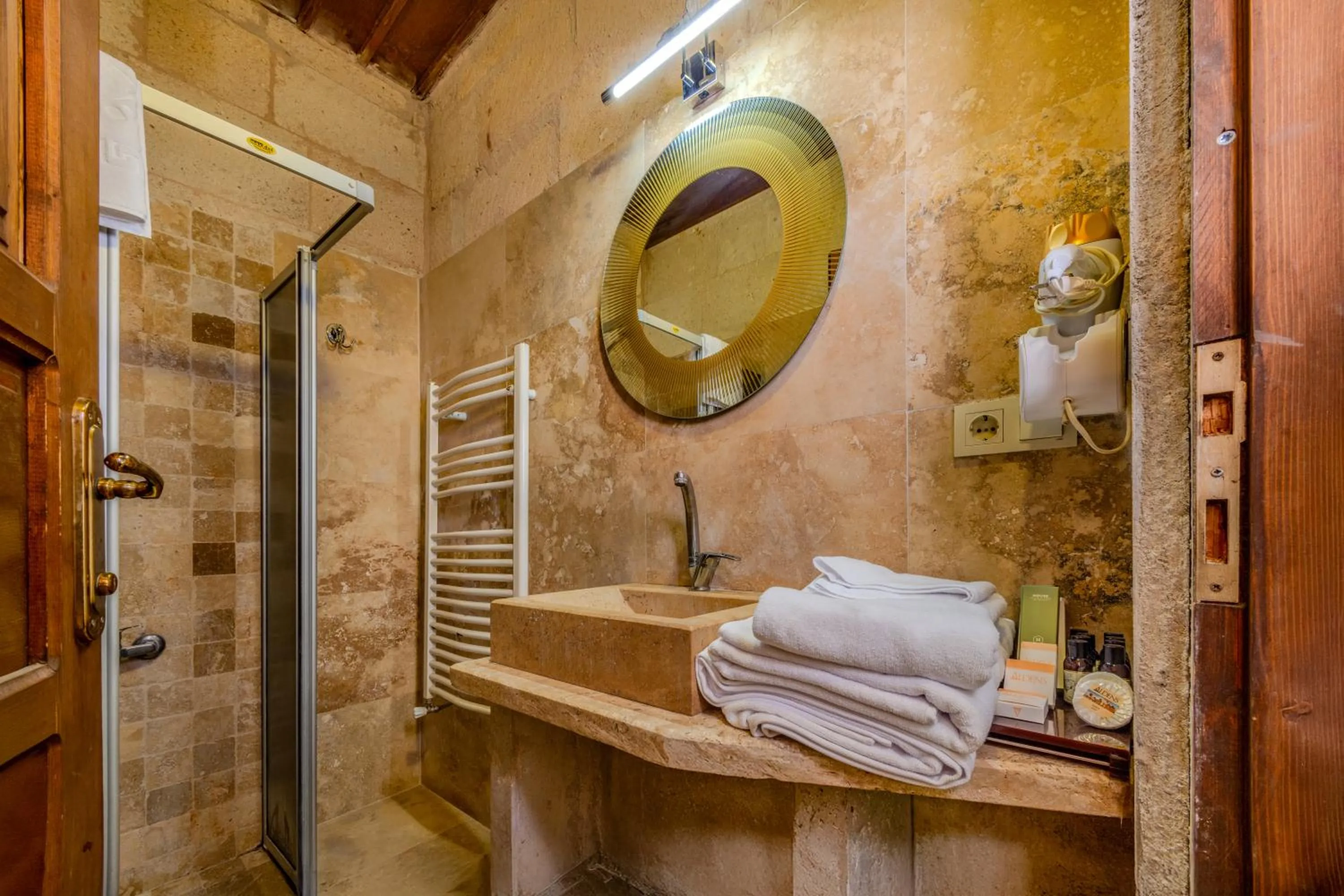 Bathroom in Onur Cave Cappadocia