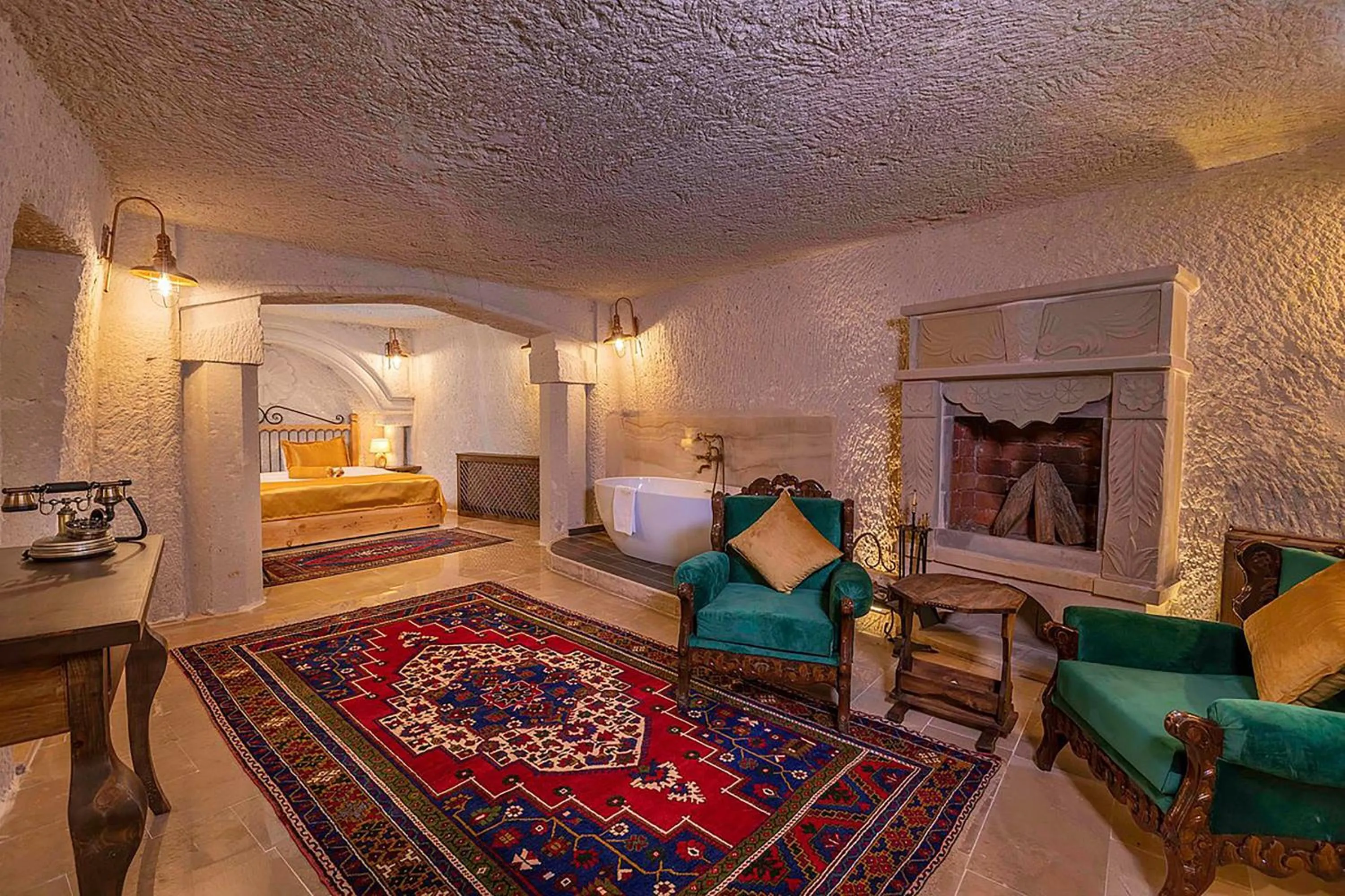 Living room, Bed in Onur Cave Cappadocia