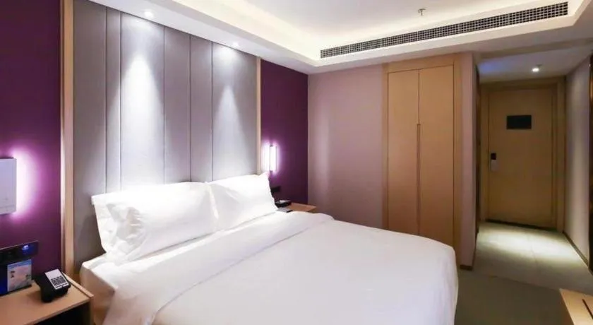 Bed in Lavande Hotel Beijing Daxing Airport Qingyuan Road Metro Station Joy City