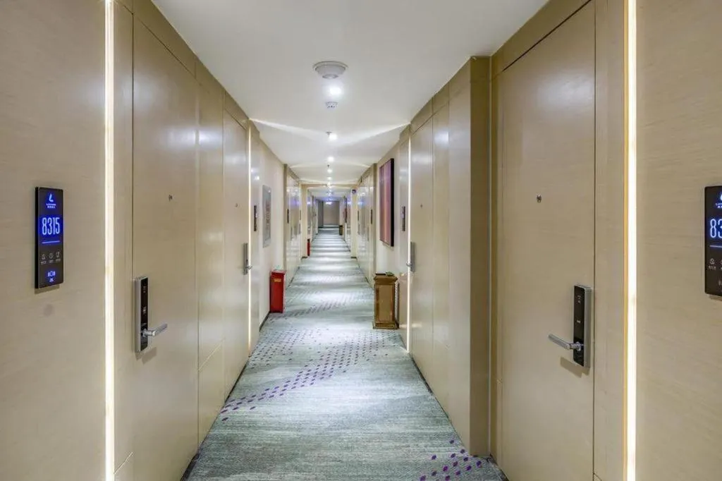 Lavande Hotel Beijing Daxing Airport Qingyuan Road Metro Station Joy City