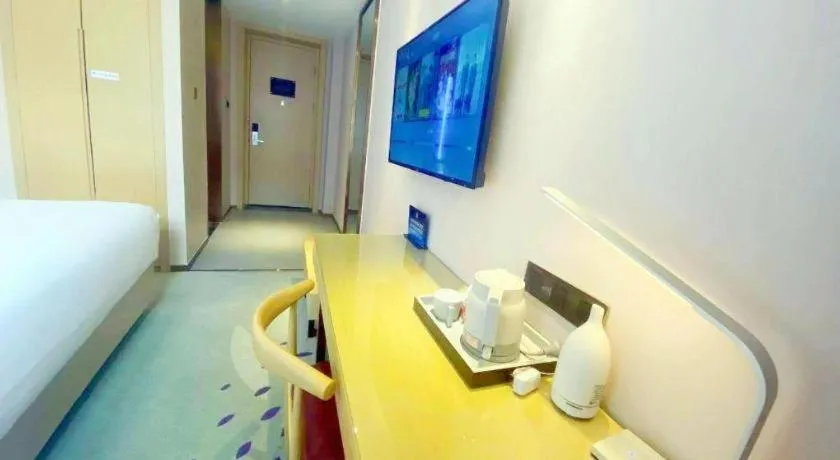 Bed in Lavande Hotel Beijing Daxing Airport Qingyuan Road Metro Station Joy City