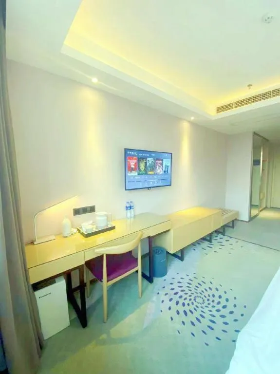 Lavande Hotel Beijing Daxing Airport Qingyuan Road Metro Station Joy City