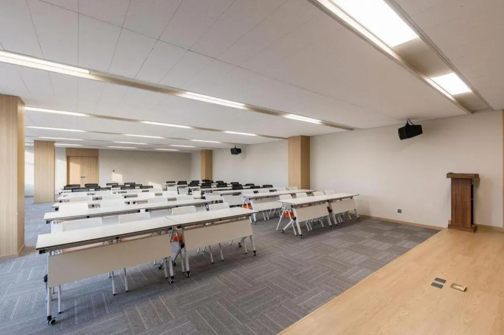 James Joyce Coffetel Chengdou Wuqing Wanda Plaza