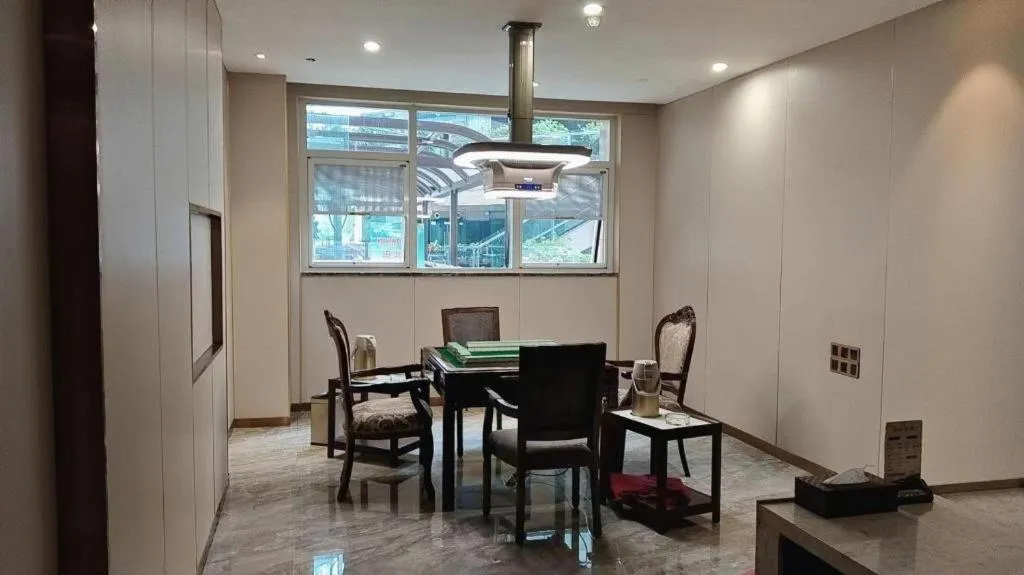 James Joyce Coffetel Chengdou Wuqing Wanda Plaza