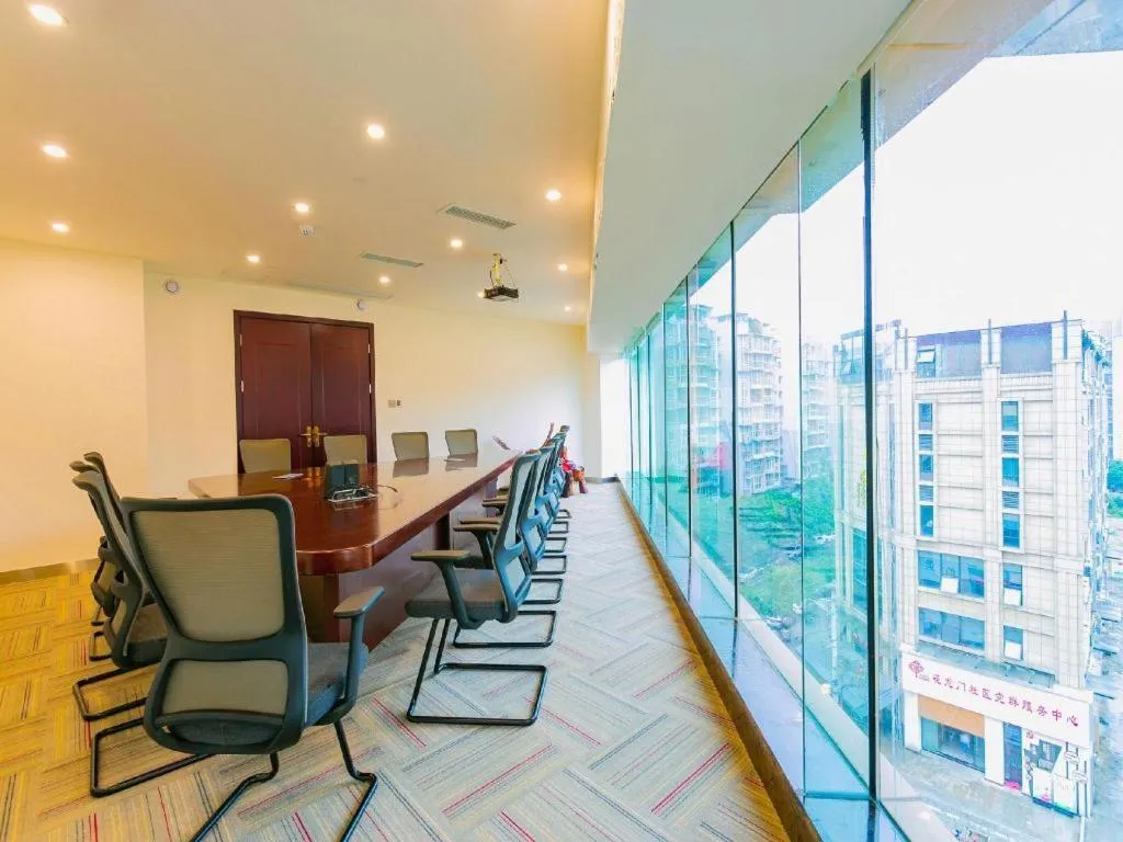 James Joyce Coffetel Chengdou Wuqing Wanda Plaza