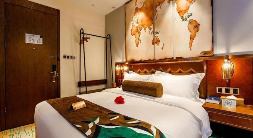 Bed in James Joyce Coffetel Chengdou Wuqing Wanda Plaza