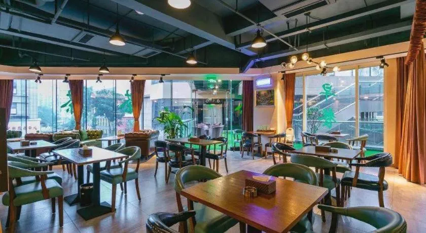 James Joyce Coffetel Chengdou Wuqing Wanda Plaza