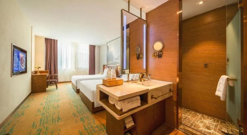 Bed in James Joyce Coffetel Chengdou Wuqing Wanda Plaza